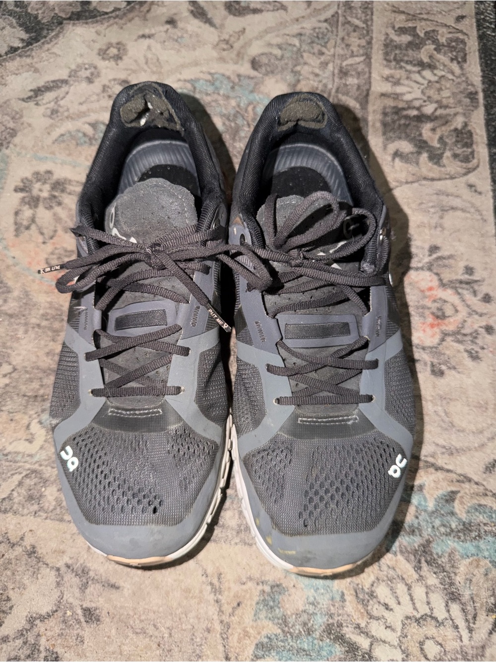 On Running Women's Gray and Black Sneakers